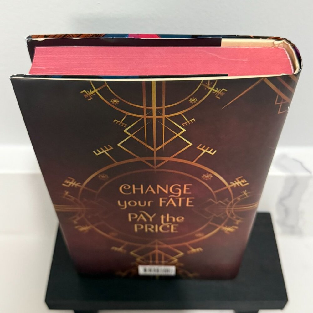 Fairyloot Items from the Feb 2021 Box - including Signed Book - Picture 13 of 15